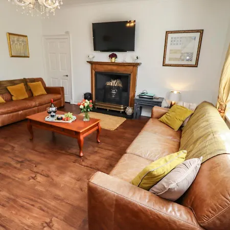 Reighton House *