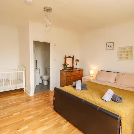 別荘 Reighton House ファイリー