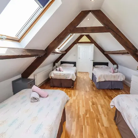 펜션 Reighton House 파일리